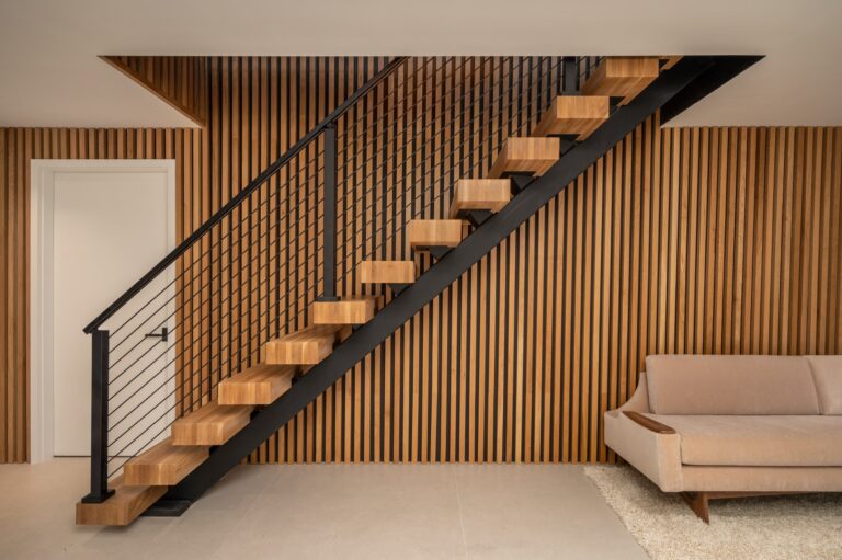 floating staircase wood